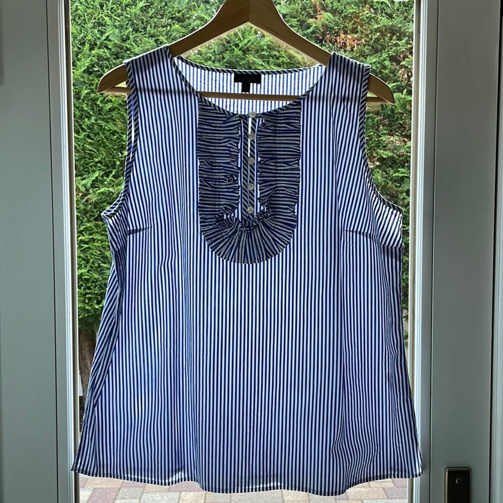 EUC Talbots Sleeveless Blouse